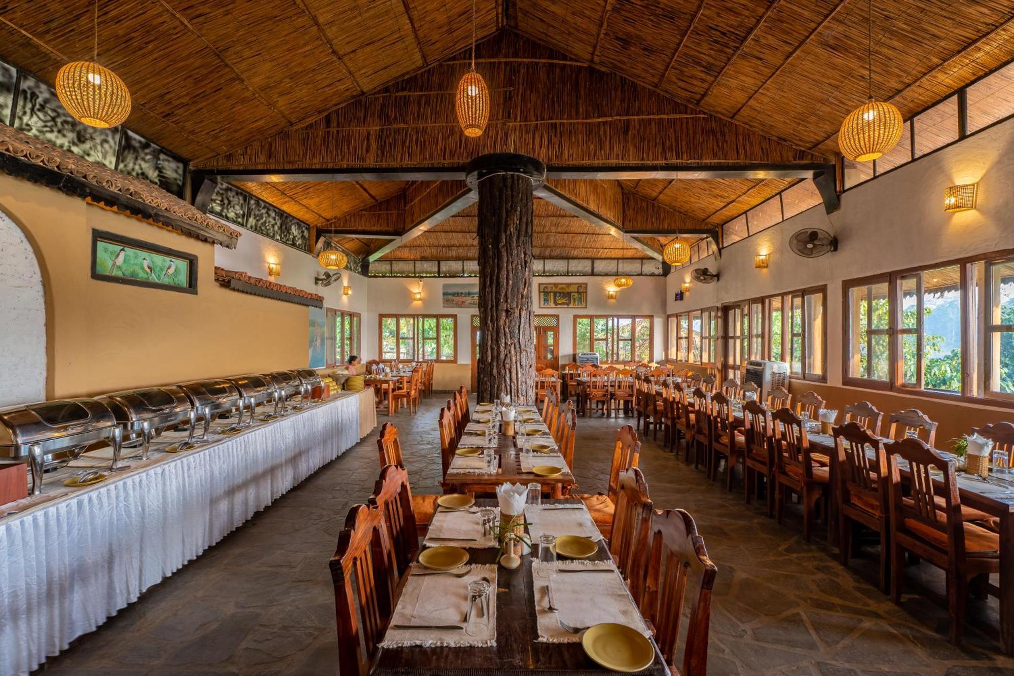 Jungle Villa Resort - Near Chitwan National Park 外观 照片