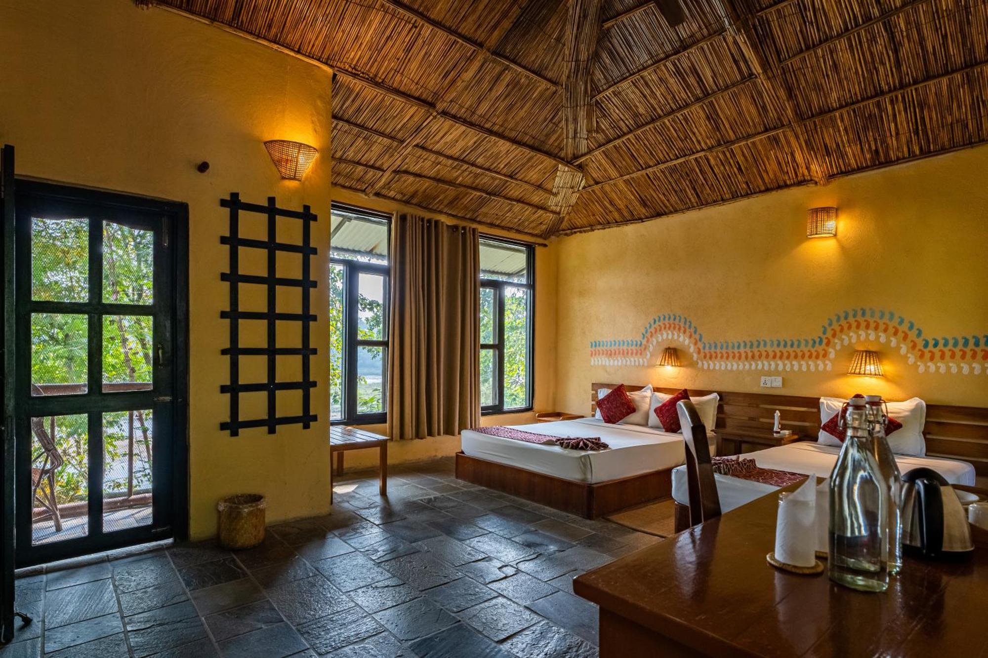 Jungle Villa Resort - Near Chitwan National Park 外观 照片