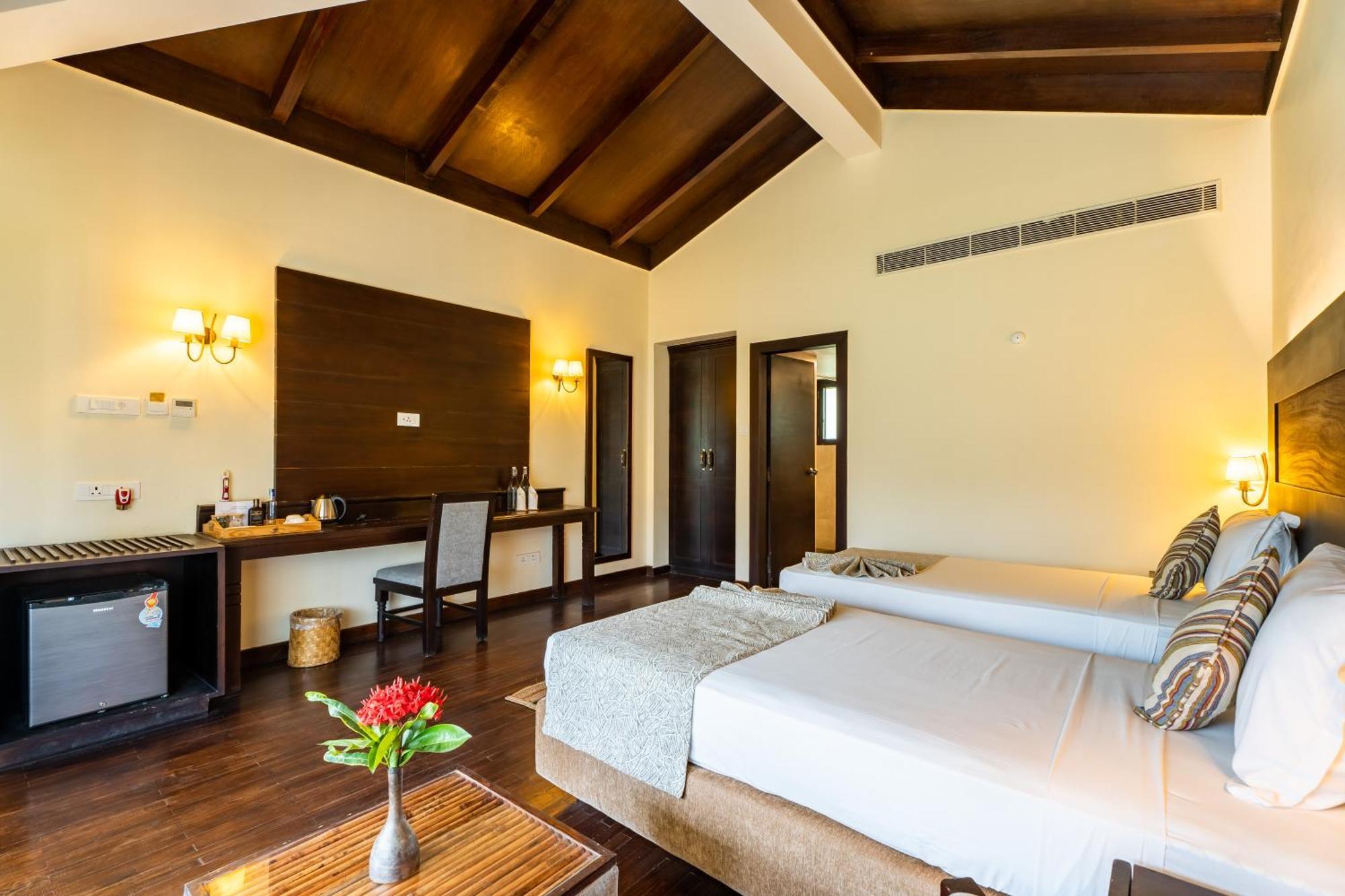Jungle Villa Resort - Near Chitwan National Park 外观 照片